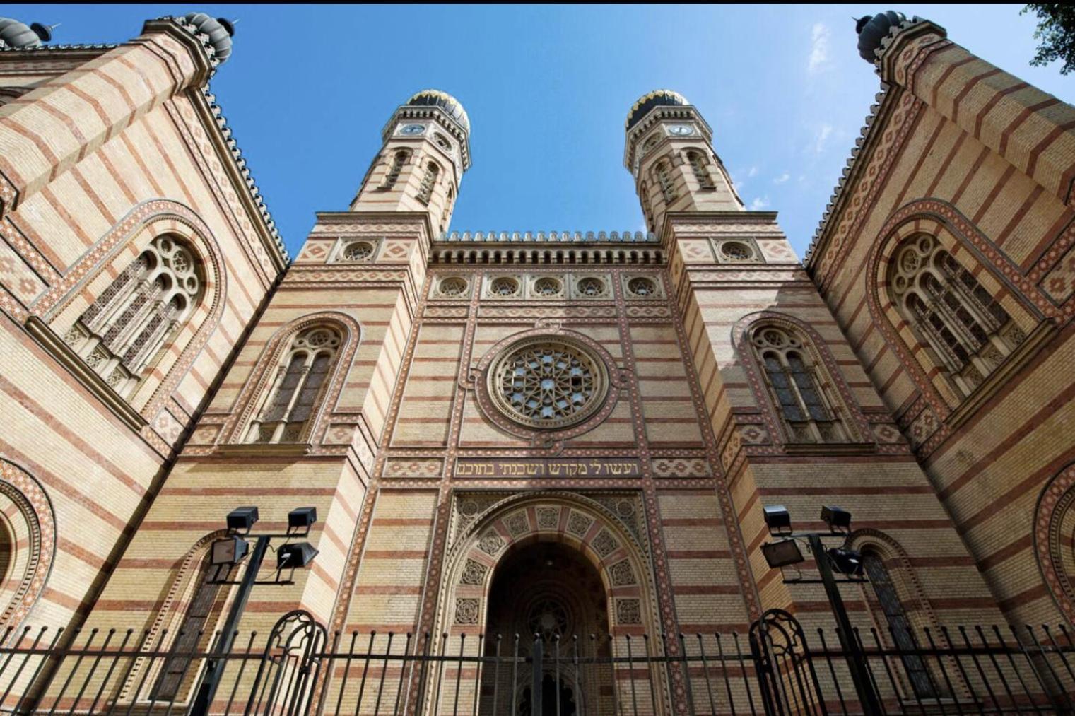Golbarg Synagoge Apartment In Heart Of City Budapesta Exterior foto