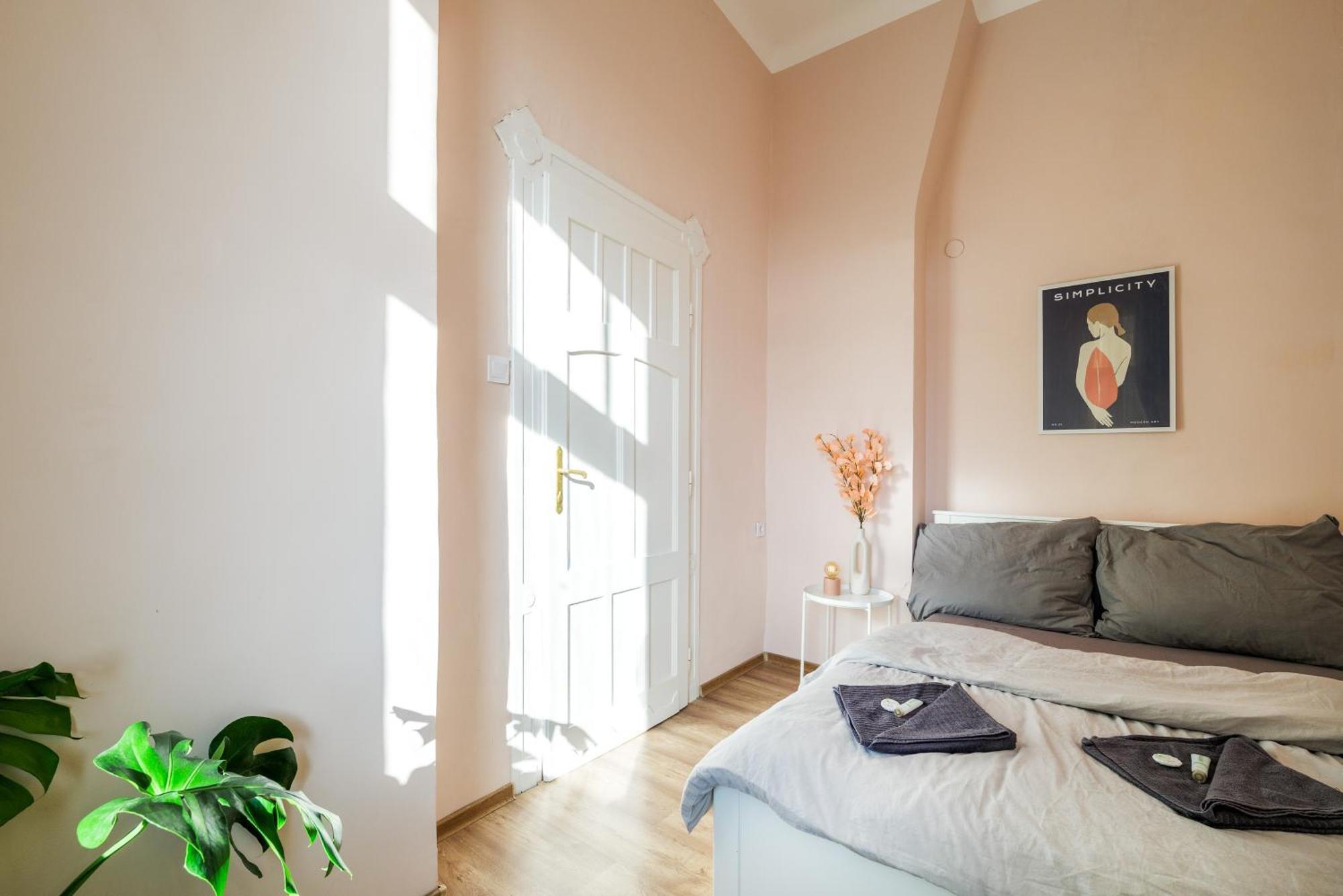 Golbarg Synagoge Apartment In Heart Of City Budapesta Exterior foto